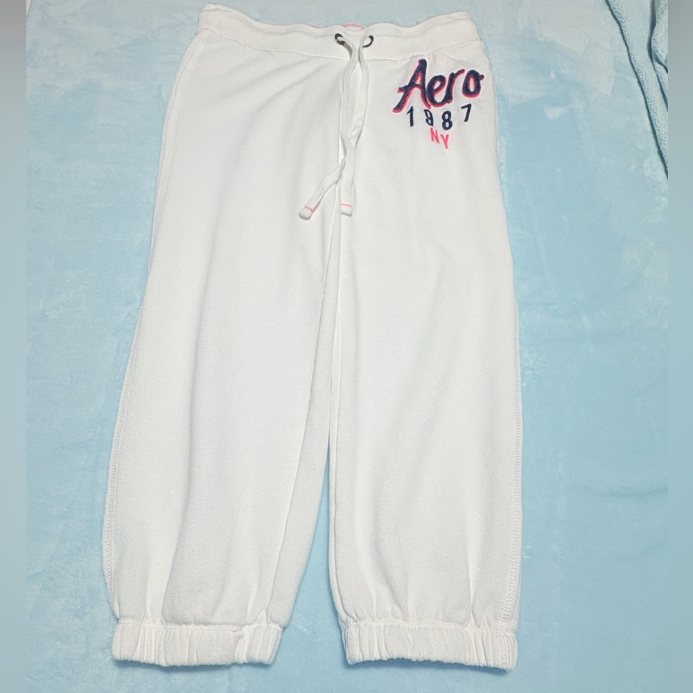 Aeropostale y2k Women Vintage White Blue Pink Logo Capri Length Fit Sweatpants